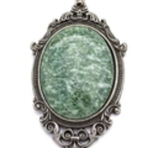 GASOLINE GLAMOUR GREEN SPOT AGATE NECKLACE